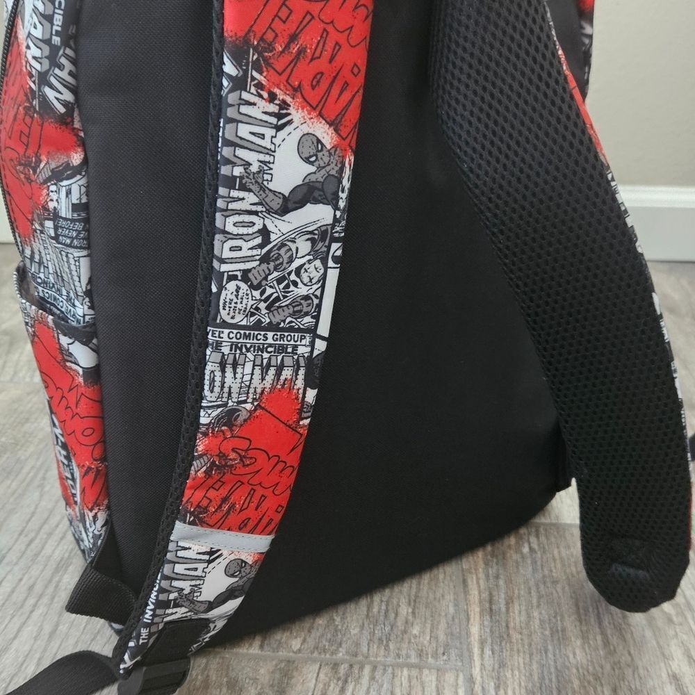 NWOT Marvel Comic Strip Backpack - Picture 12 of 13